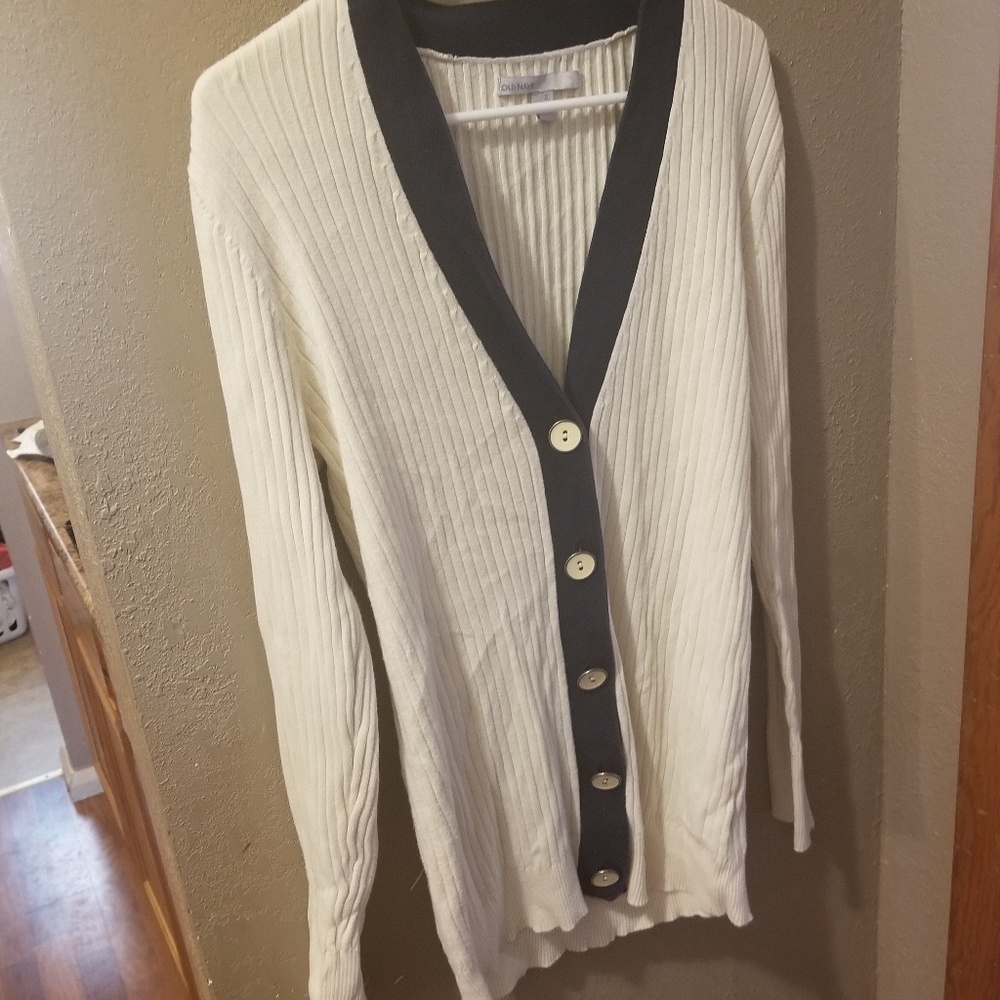 Old Navy Boyfriend sweater